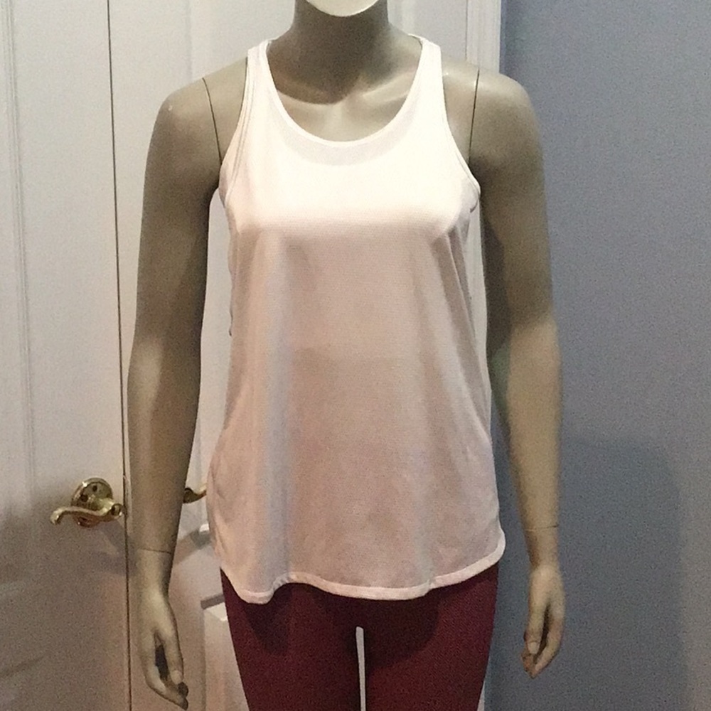 Lululemon tank with long line built in bra (8)